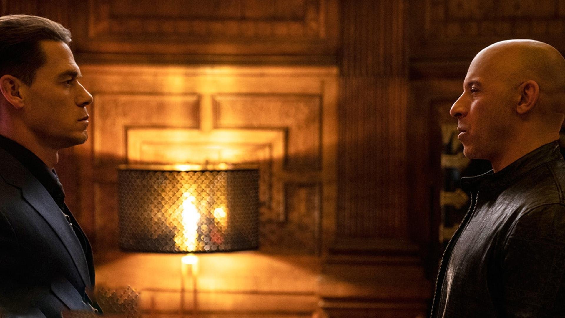 室外骑行嘉年华：绿色出行新体验，户外骑行装备视频