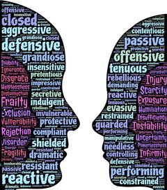 英超防守反击战术调整与场均抢断次数关系分析，英超攻防转换